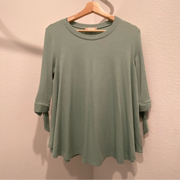 Green ribbed top size M - Picture 1 of 5